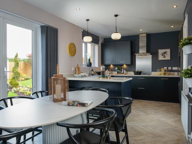 63873 Chester dining kitchen