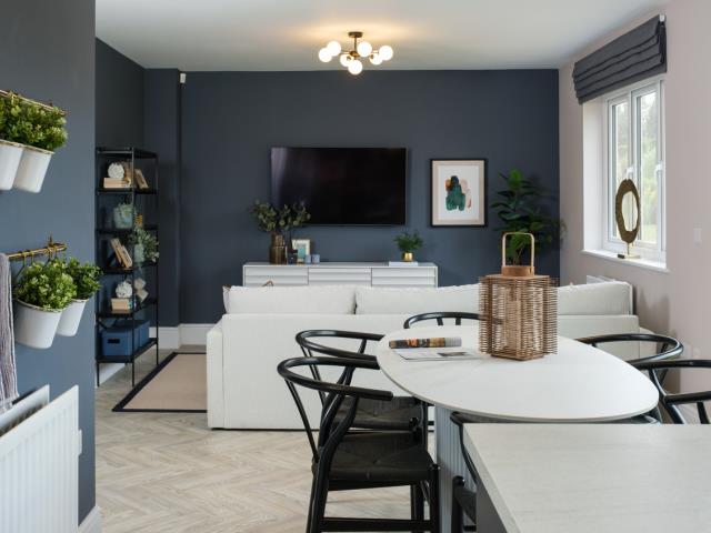 63877 Chester Dining Family