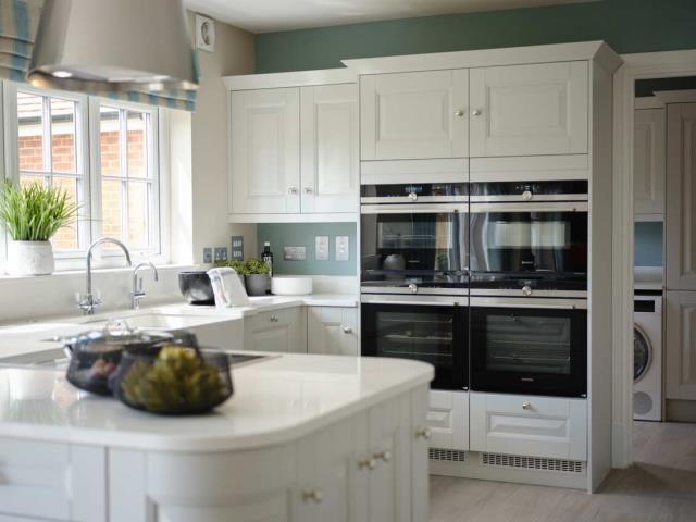 51405 Highgrove kitchen