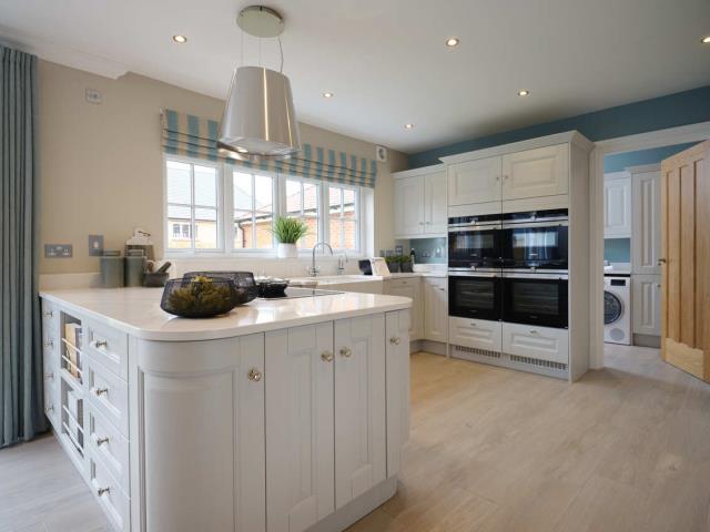 51411 Highgrove kitchen utility