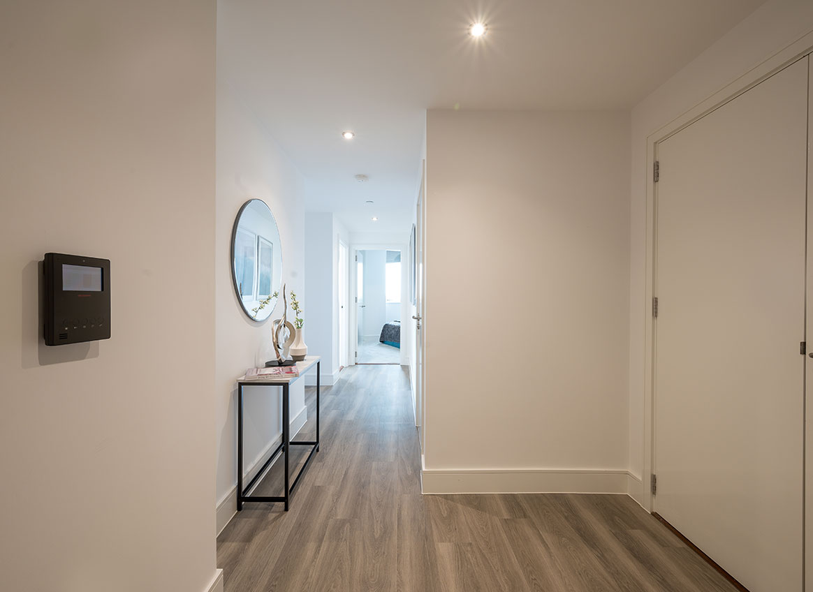 Redrow-West-Works-Hallway-60499