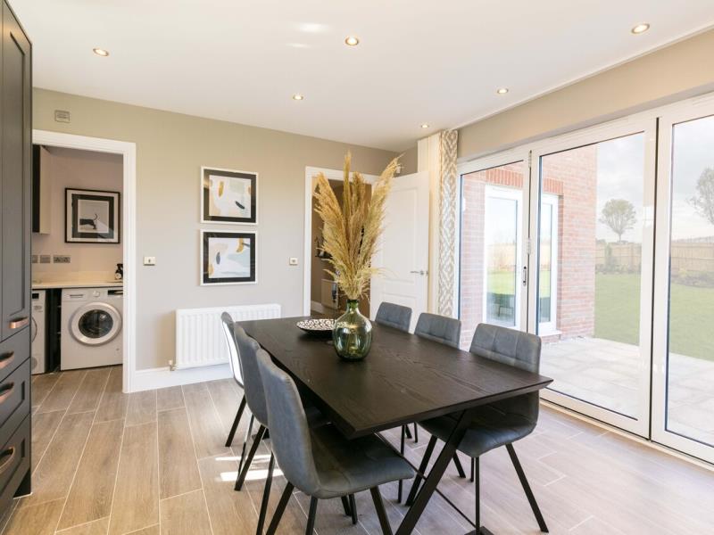 Harlech kitchen diner 3