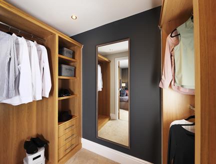 redrow-heritage-lifestyle-stylish-walk-in-wardrobes
