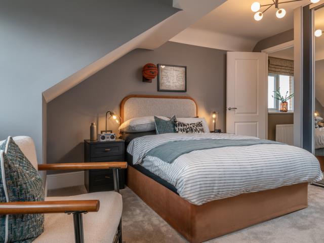 Redrow - Heritage - The Hampstead - Bedroom 4