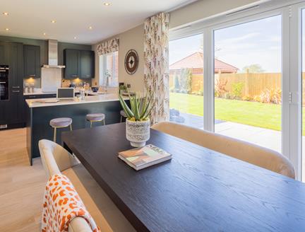 redrow-heritage-collection-bringing-the-outside-in