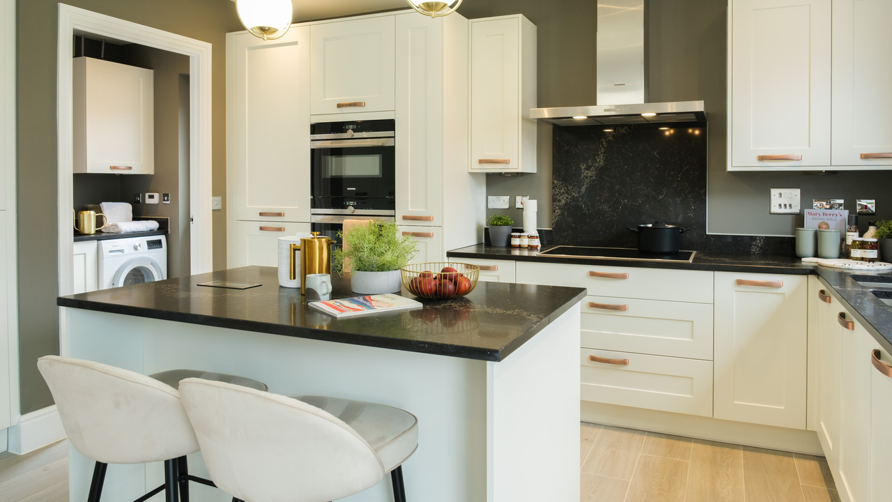 Redrow - Inspiration - Henley Kitchen