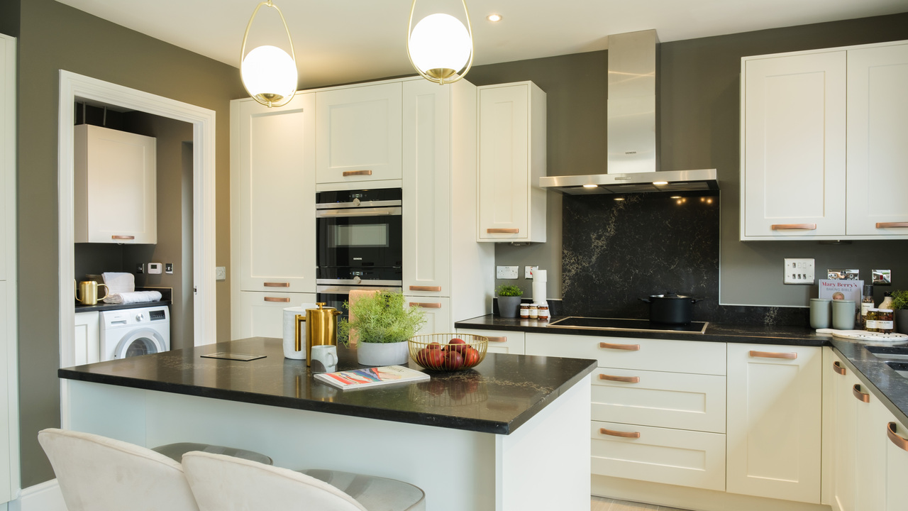 Redrow - Inspiration - Henley kitchen