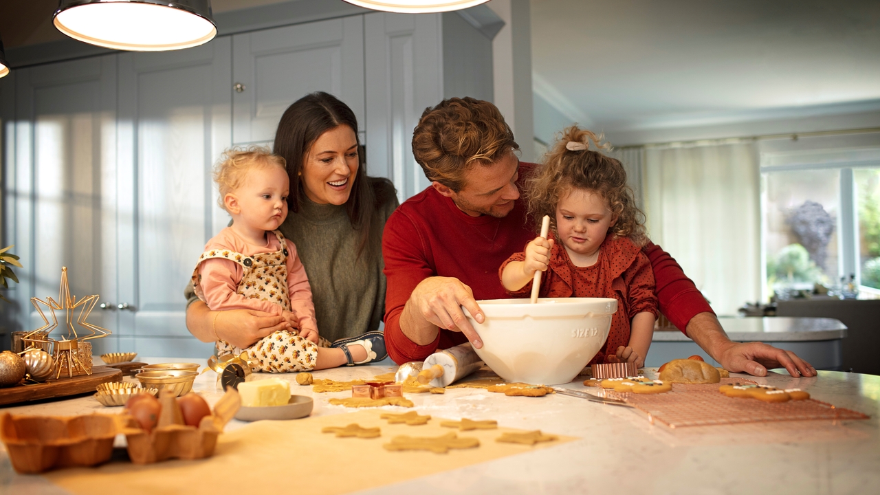 Redrow - Inspiration - Easy Christmas Baking Ideas