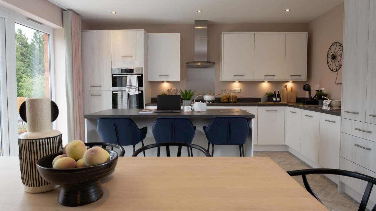 Redrow - Inspiration - Stratford Kitchen Dining