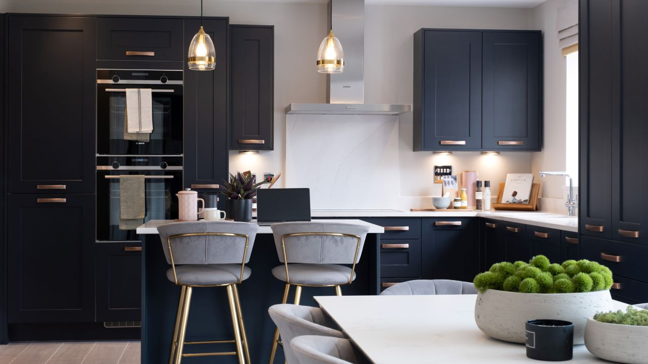 Redrow - Inspiration - Kitchen with Snowy Ibiza silestone worktop