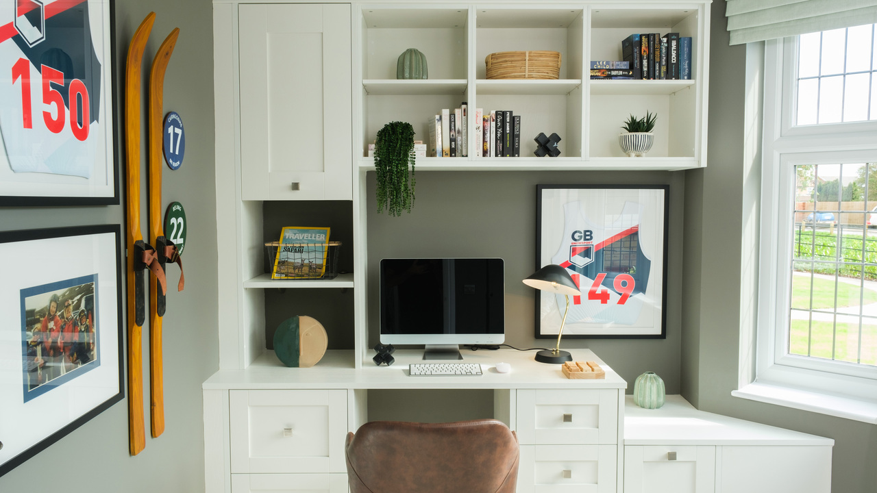 Redrow - Inspiration - bookcase wall