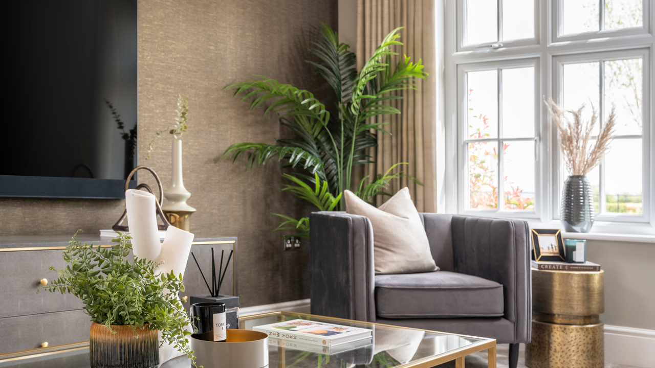 Redrow - Inspiration - Seasonal Greenery