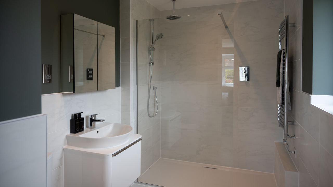 Redrow - Inspiration - heated towel rail