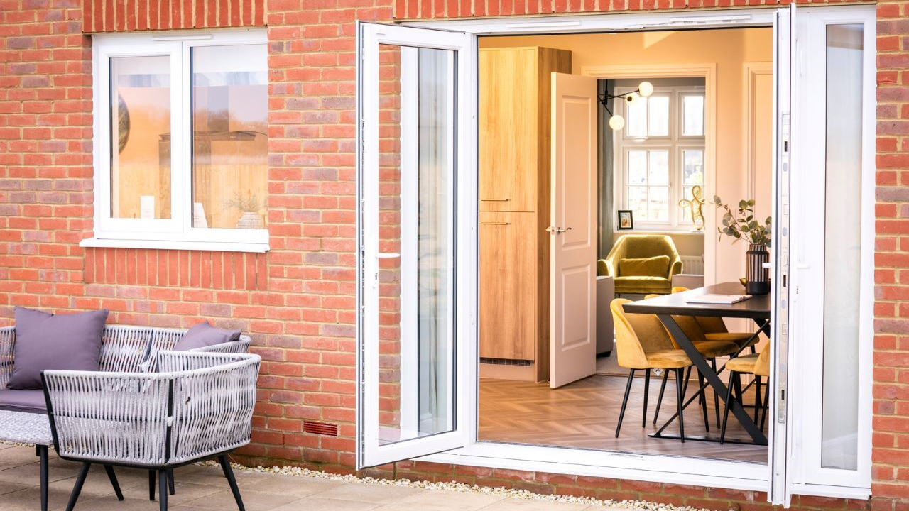 Redrow - Inspiration - Redrow Home with Patio Doors Open
