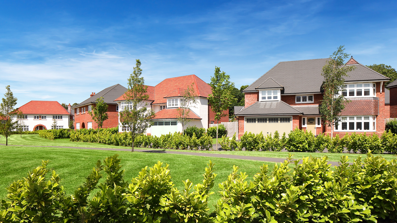 Redrow - Inspiration - Leafy Street Scene