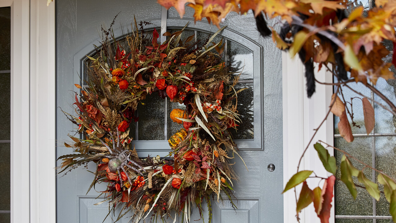 Redrow - Inspiration - Halloween reef on a redrow home front door