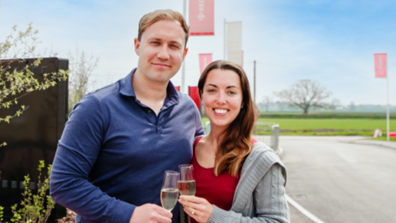 Redrow - News - irst-time buyers reserve the first plot at brand-new Haddenham development