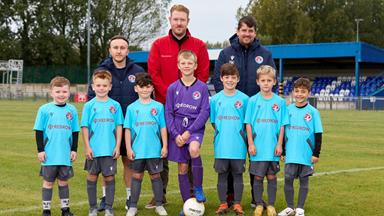 Redrow - News - Vauxhall Under 7s Team Sponsor