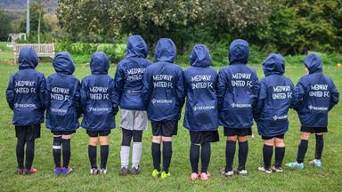 Redrow - News - Medway United Under 9s Girls Football Team