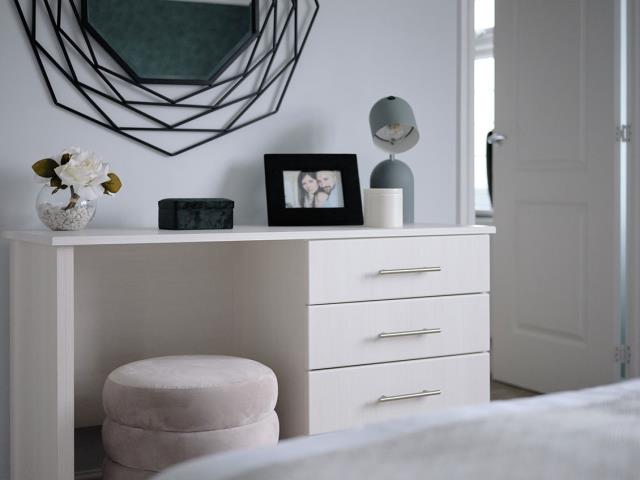 Warwick-Lifestyle-Bedroom-46753