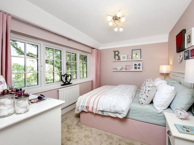 The Shaftesbury - Bedroom