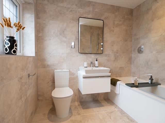 Redrow-Henley-Bathroom-60535