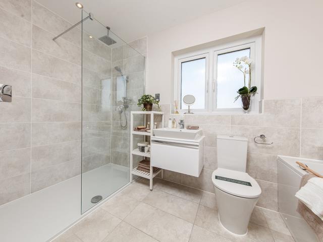 Oxford-Lifestyle-Bathroom-43621
