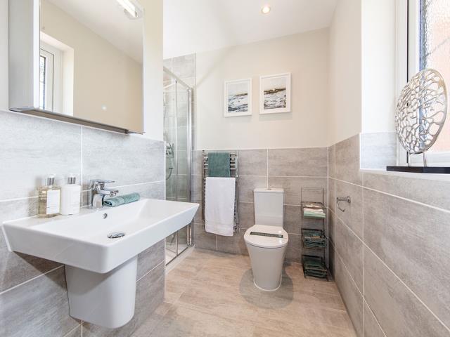 Oxford-Lifestyle-Bathroom-43625