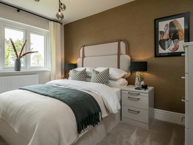 Redrow-Leamington Lifestyle-Bedroom2-59356