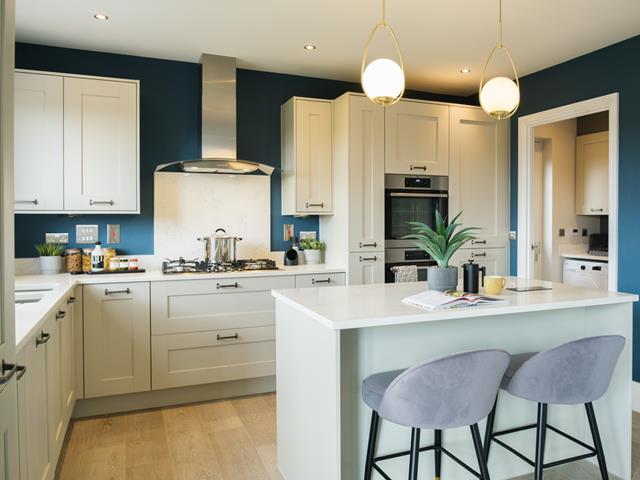 redrow-the-henley-kitchen-breakfast-65225