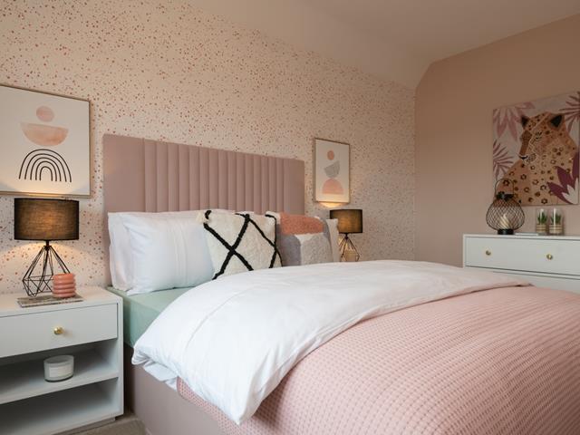 redrow-the-ledsham-bedroom-3-58362