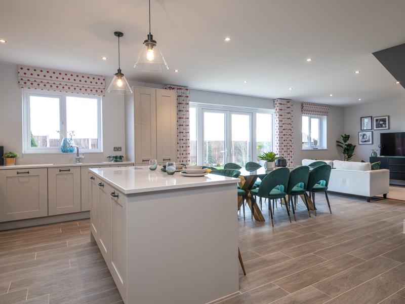 redrow-the-ledsham-kitchen-dining-family-58369