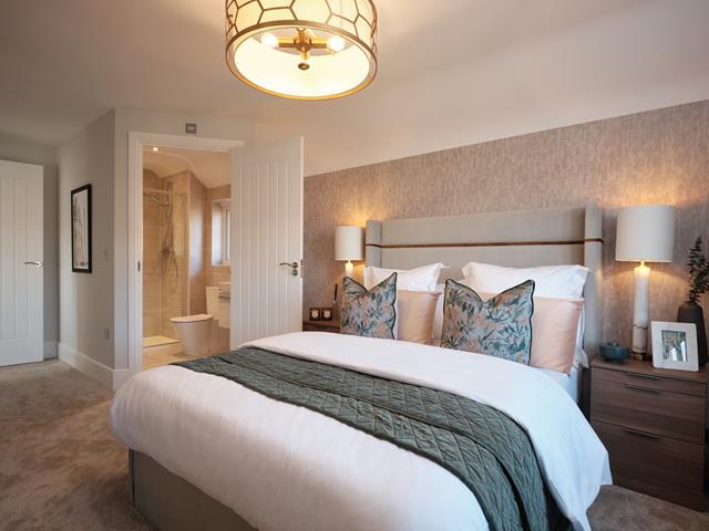 redrow-the-shaftesbury-main-bedroom-52633