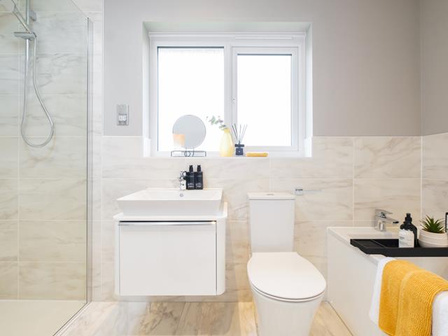 Redrow - The Oxford Lifestyle - Main En-suite - 66234