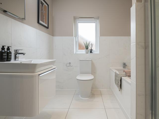 redrow-the-blenheim-bathroom-63939