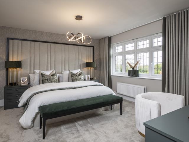redrow-the-blenheim-main-bedroom-63944