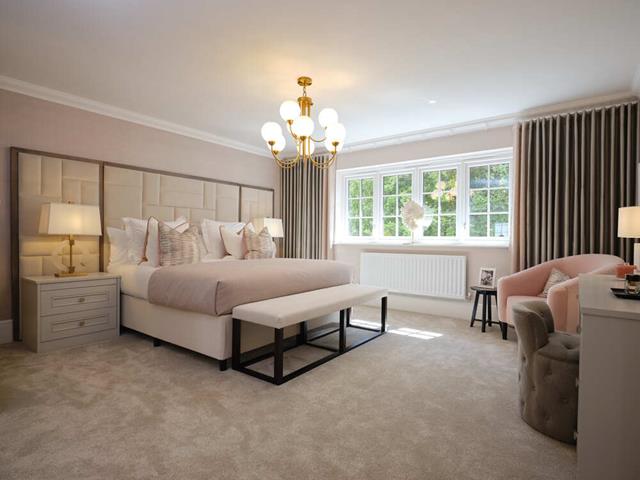 redrow-the-highgrove-main-bedroom-51369