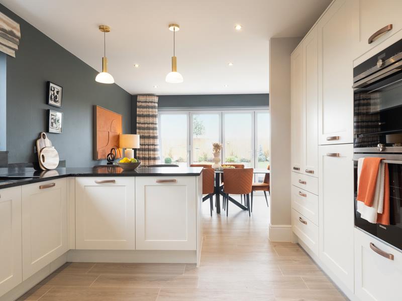 redrow-the-canterbury-kitchen-63485