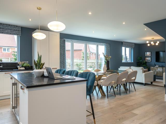 Redrow - The Ledsham - Kitchen Dining Family - 66266