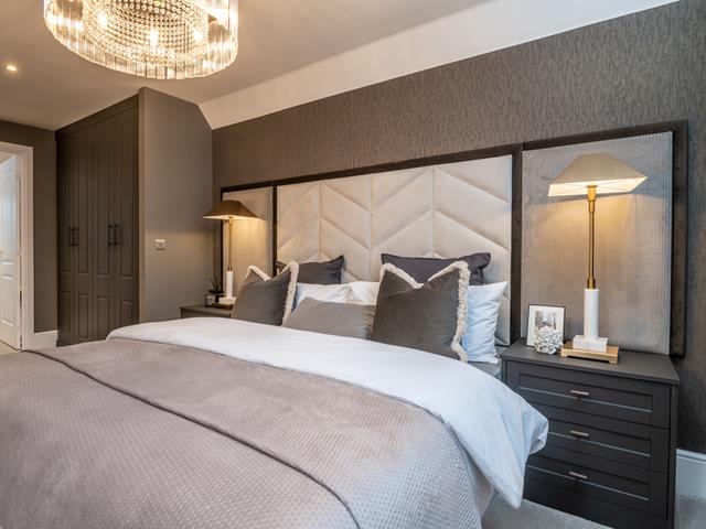 Redrow - The Ledsham - Main Bedroom - 66295