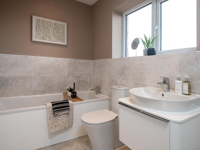 Redrow - The Richmond - Bathroom - 66895