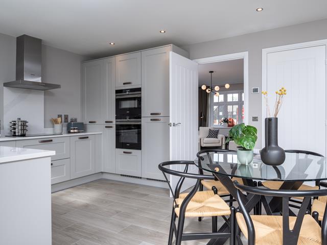 redrow-the-shrewsbury-3-kitchen-dining-64927